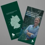 Mock-up eines englischen RLE Engineering & Services Flyers mit Standortkarte Deutschlands und Branchenmotiv. Professionelles Werbematerial zur Präsentation von RLE Engineering & Services Lösungen im Bereich Maschinenbau
