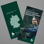 Mock-up eines englischen RLE Engineering & Services Flyers mit Standortkarte Deutschlands und Branchenmotiv. Professionelles Werbematerial zur Präsentation von RLE Engineering & Services Lösungen im Bereich Sondermaschinenbau