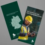 Mock-up eines RLE Engineering & Services Flyers mit Standortkarte Deutschlands und Branchenmotiv. Professionelles Werbematerial zur Präsentation von RLE Engineering & Services Lösungen in der Chemieindustrie